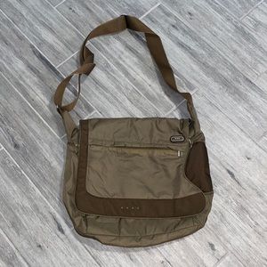 Tumi T-Tech laptop bag